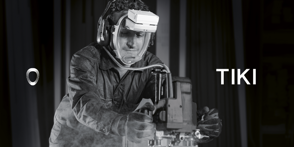 Worker with TIKI PRO